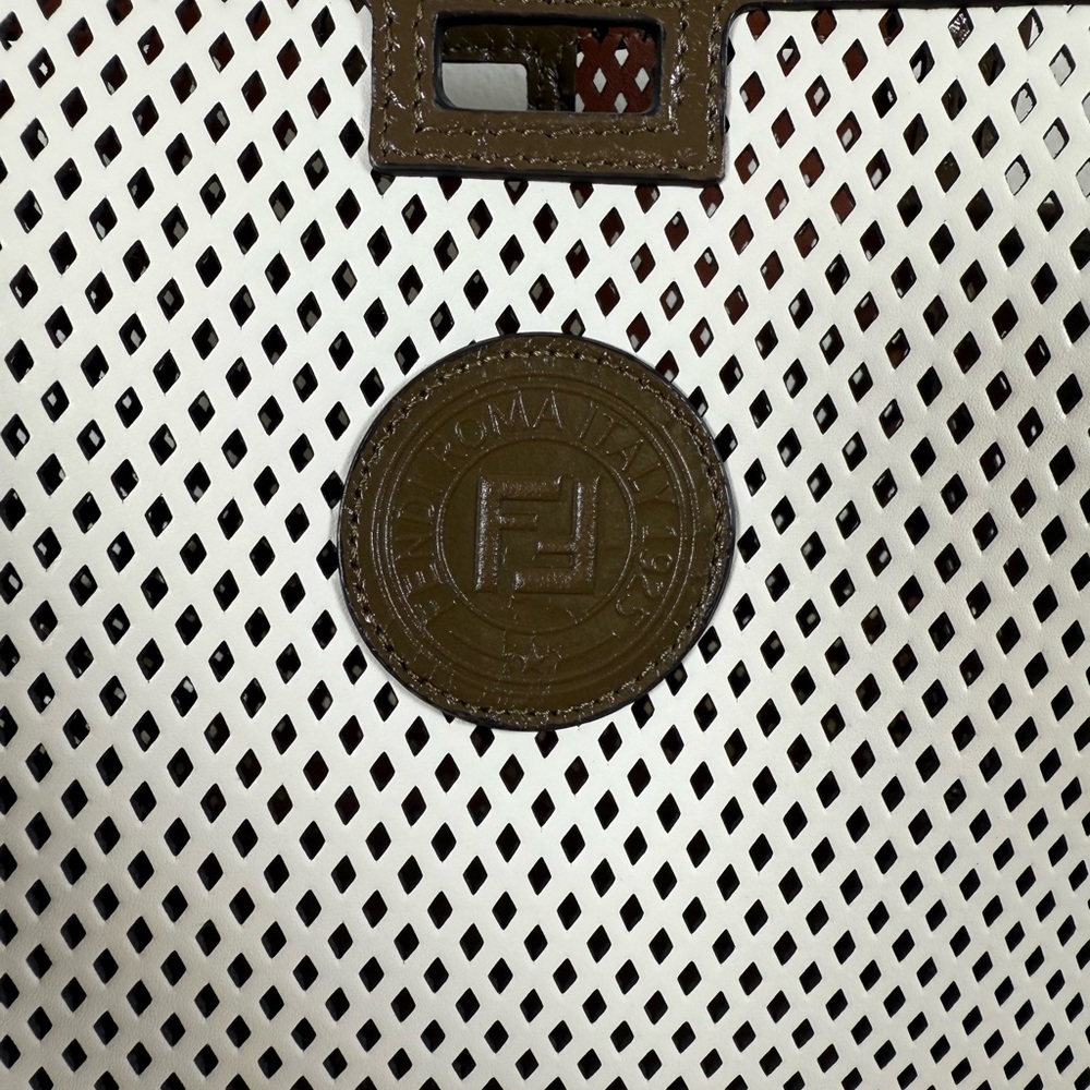Sold somewhere else FENDI PEEKA BOO DEFENDER CLUTCH - Picture 3 of 12